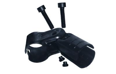 China Conector preto 28mm magro flexível da junção de tubulação do metal com ângulo ajustável à venda