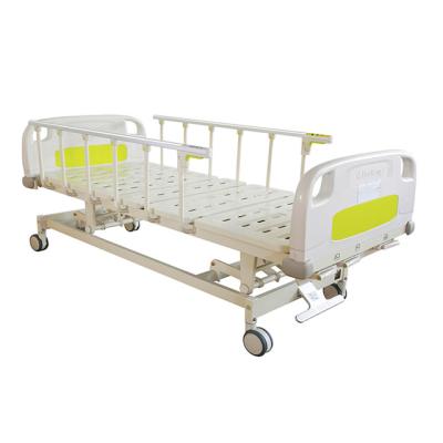 China Medical Equipment Two Cranks  Manual Hospital Bed Fowler Hospital Bed For Patients for sale