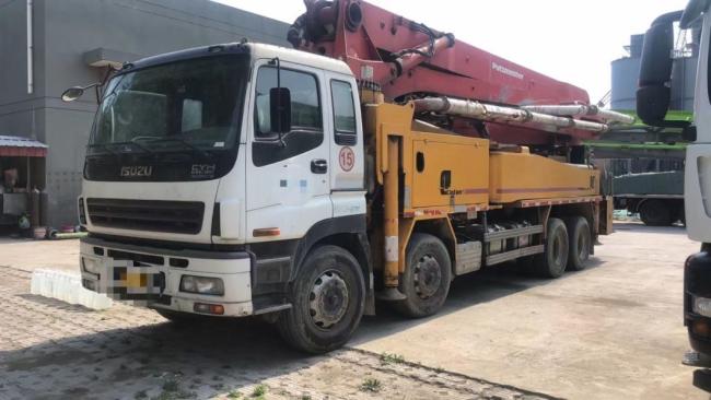 Putzmeister Concrete Pump 42m on I Suzu for Batching Plant