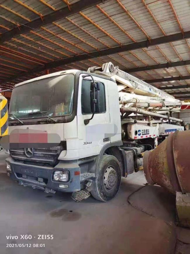 Zoomlion 37m Concrete Pump Truck Used Heavy Equipment