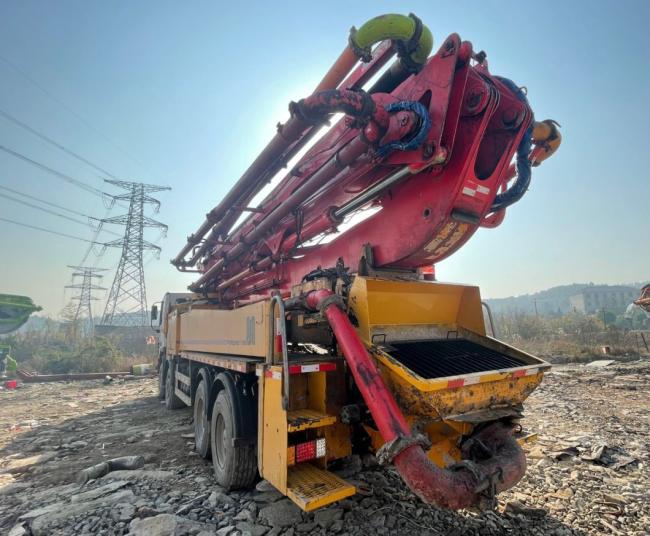 2012 Model Used Concrete Pump Truck Putzmeister 46m