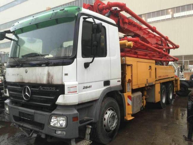 Used Putzmeister Concrete Pump 36 Meter on Mercedes Benz Chassis