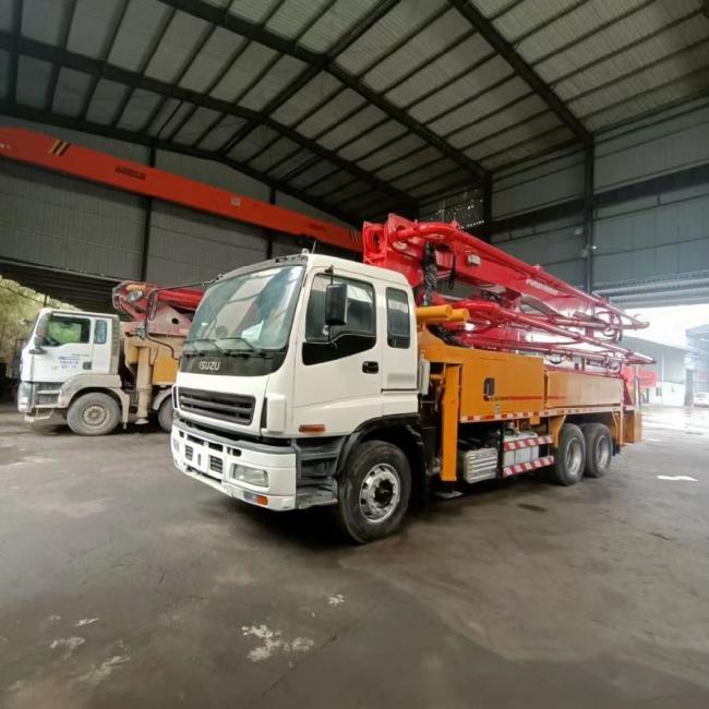 Used Heavy Equipment for Construction Putzmeister Truck Mounted Concrete Pump 38 Meter