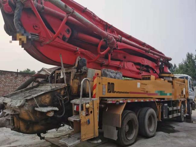 New Arrival Concrete Pumps Putzmeister 46m on Isuz U Chassis Benz 2012
