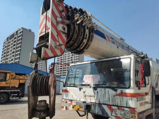 Heavy Crane Price 2013 Zoomlion 90ton Hoist Crane Factory Delivery