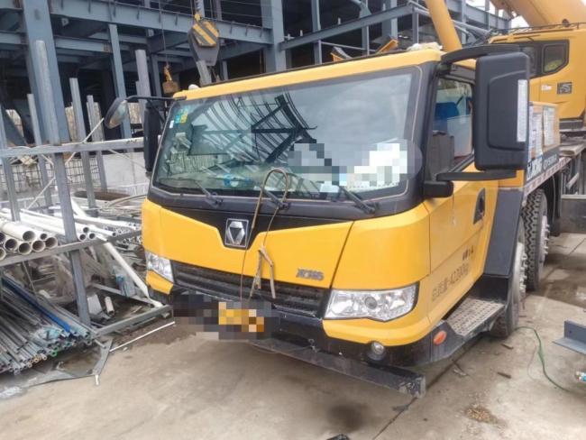 Construction Equipment 2021 Xg 50ton Terrian Mobile Crane Truck