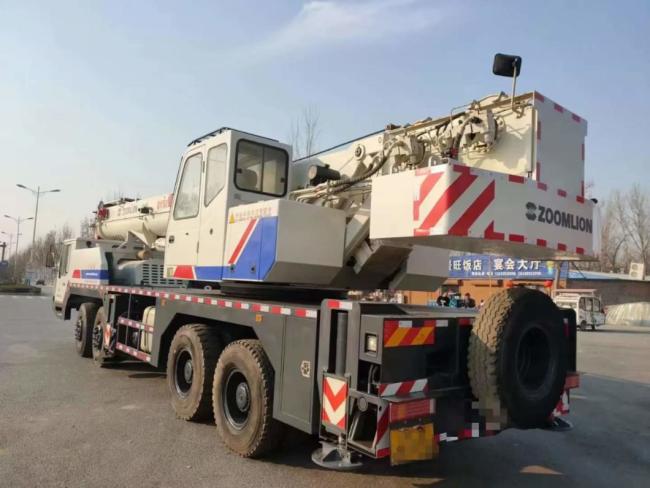 Used Truck Crane Zoomlion Mobile Crane 50ton Year 2010