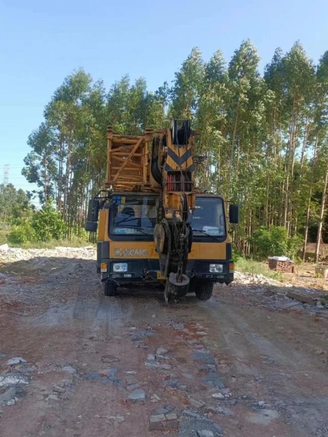 2008 Year Xg 50ton Mobile Crane Zoomlion Heavy Equipment
