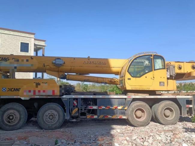 2008 Year Xg 50ton Mobile Crane Zoomlion Heavy Equipment