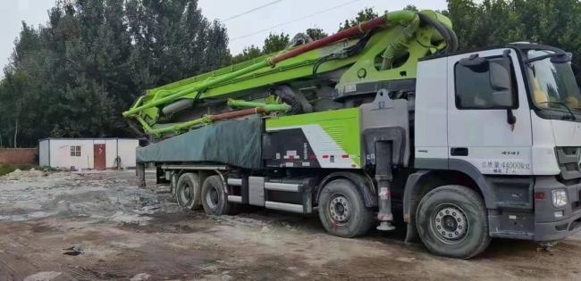 Used Concrete Boom Pump Construction Equipment Zoomlion 63meter Good Price China