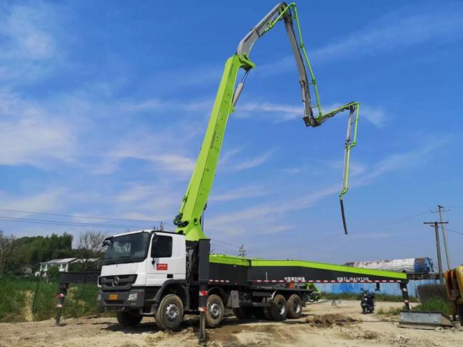 Zoomlion Stationary Pump Zoomlion 52meter Low Price Factory Zoomlion Pump Truck 4141