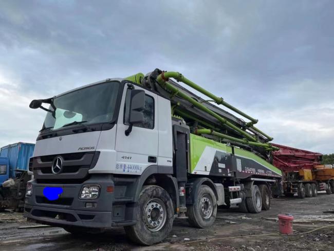 Concrete Pump Machine Zoomlion Second Hand 56 Meter Boom Pump