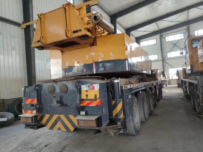 Heavy Equipment Mobile Crane 100ton Year 2013 Zoomlion Xg