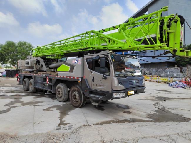 Used Engineering Construction Machinery Zoomllion Truck Crane of 35ton