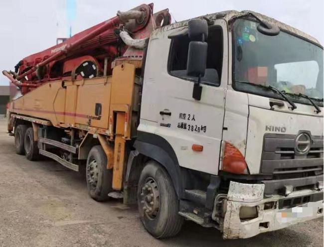 Used Concrete Pump Putzmeister 49 Meter Second Hand Heavy Equipment