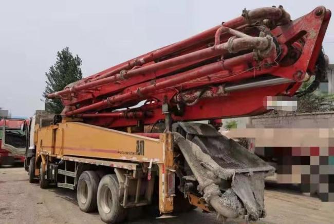 Used Concrete Pump Putzmeister 49 Meter Second Hand Heavy Equipment