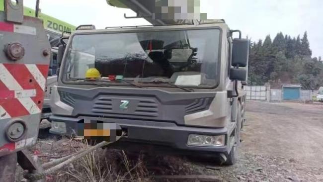 Power Heavy Equipment Mobile Zoomlion 80t Truck Crane Price