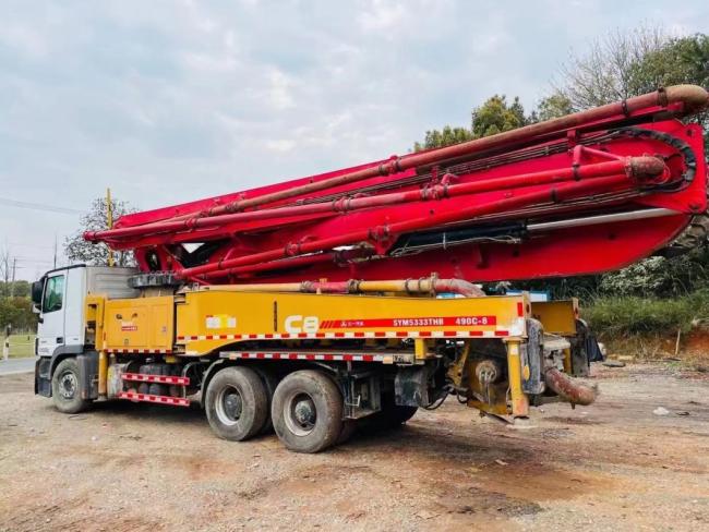 Boom Pump on Mercedes Benz Sy 49 Meter Concrete Pump Truck