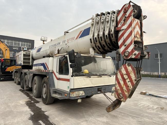 2010 Zoomlion 220ton Used Mobile Crane Hoist Crane Lifting Equipment