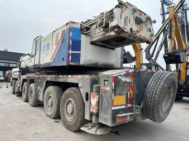 Lifting Crane Used Truck Crane 220ton Zoomlion Good Condition