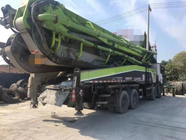 Second Hand Construction Machinery Zoomlion 63 Meter Concrete Pump Truck