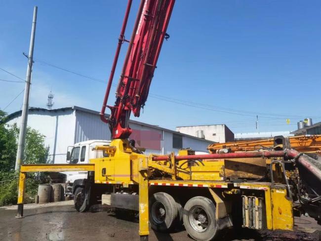 Second Hand Putzmeister 38 Meter Truck Mounted Concrete Pump for Ready Mix
