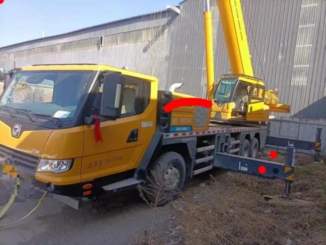Xu Gong Construction Hoist Lifting Machinery 35ton Telescopic Mobile Truck Crane Construction Equipment