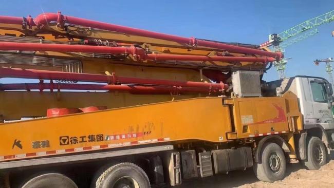 Uesd Truck Mounted Pump Construction Machine Mercedes Benz Concrete Pump