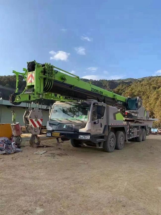 2020 Zoomlion 50t Truck Crane Truck-Mounted Telescopic Crane Mobile Crane