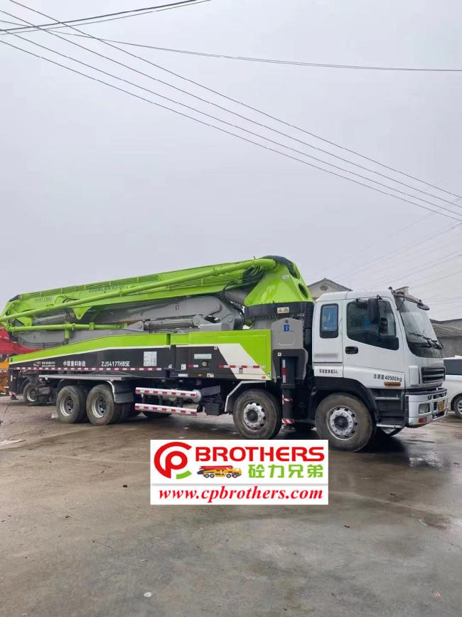 Renovated 2012 Zoomlion 52m Concrete Pump on Isu Zu