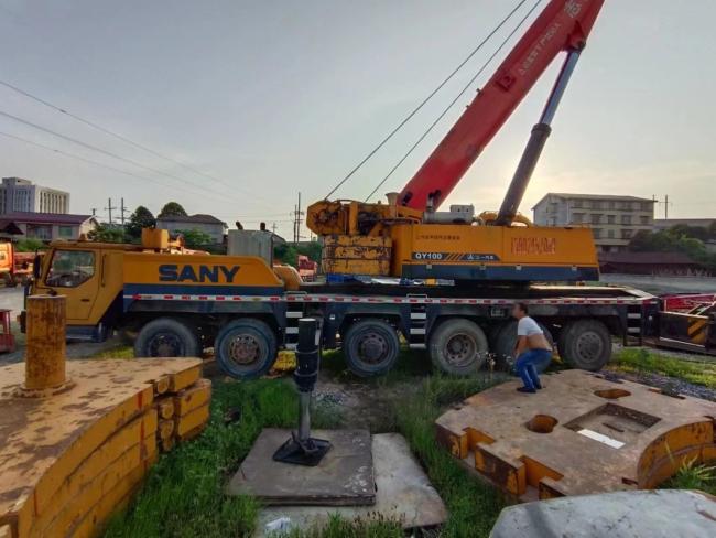 Popular Model China Top Ranking 100t Truck Crane Hydraulic Crane Mobile Crane Lifting Machine