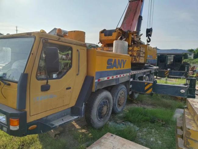 Popular Model China Top Ranking 100t Truck Crane Hydraulic Crane Mobile Crane Lifting Machine