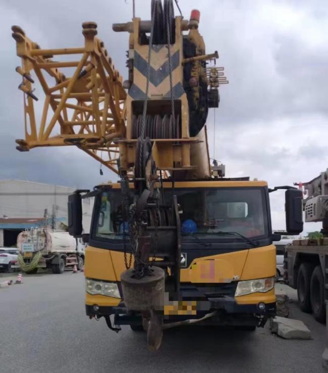 Construction Machinery Terrian Mobile Crane 55ton Lifting Equipment