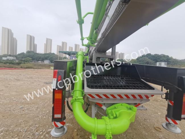 2019 Used Concrete Pump Truck 47m with Mercedes Benz