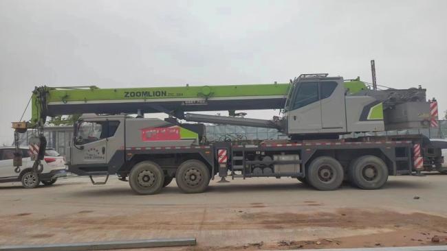 2019 Zoomlion 35ton Truck Crane Terrian Mobile Crane Construction Machinery