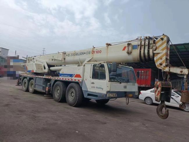 Truck Crane 35ton Terrian Mobile Crane Construction Company Truck-Mounted Telescopic Crane