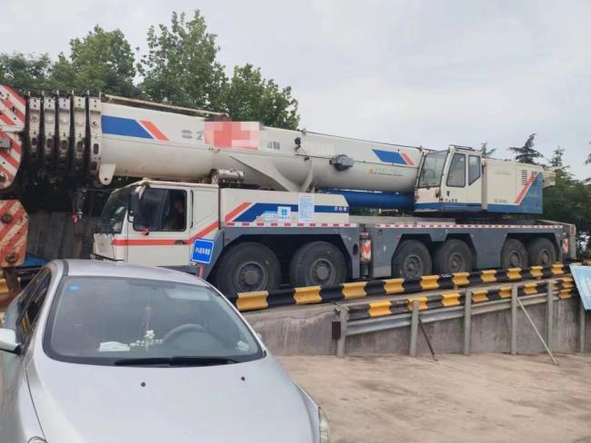 2013 Zoomlion 220ton Mobile Crane Hydraulic Truck Crane All Terrain Hydraulic Mobile Crane Superlifte Crane Benz Engine