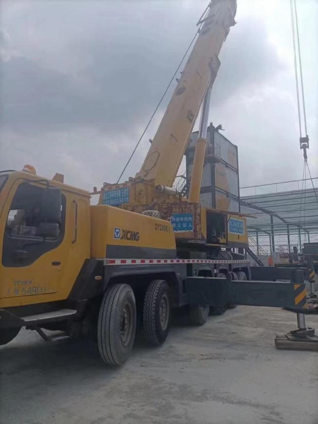 2012 Truck Crane Construction Machinery 130ton Terrian Mobile Crane Lifting Equipment