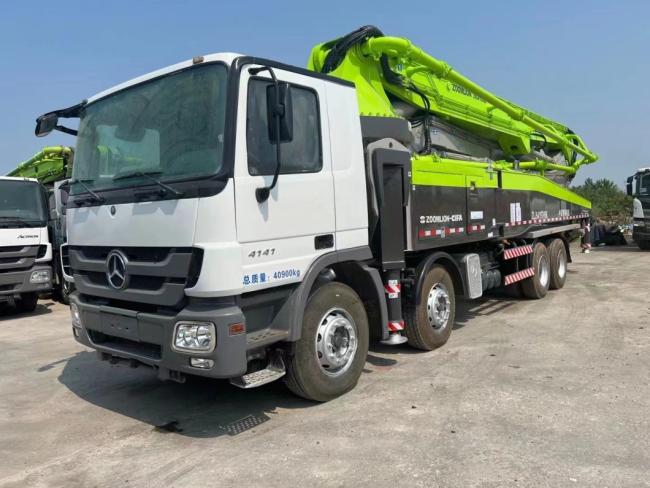 2012 Zml 52m Concrete Pump on Benz Truck Concrete Boom Pump Used Heavy Equipment