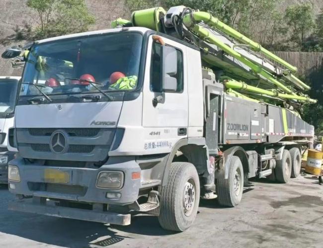 2017 Zoomlion 56m Used Concrete Pump Truck on Sale