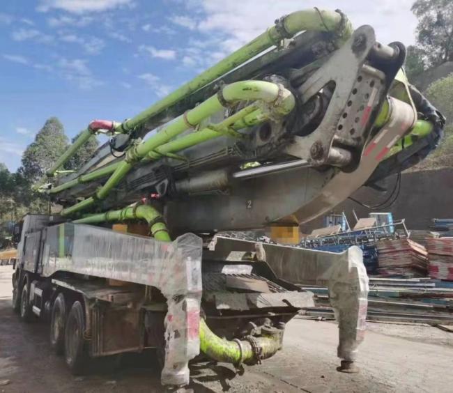 2017 Zoomlion 56m Truck Mounted Pump Construction Machine