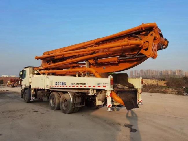 Factory Sale 2015 Zoomlion Concrete Pump 47m Concrete Pump Truck
