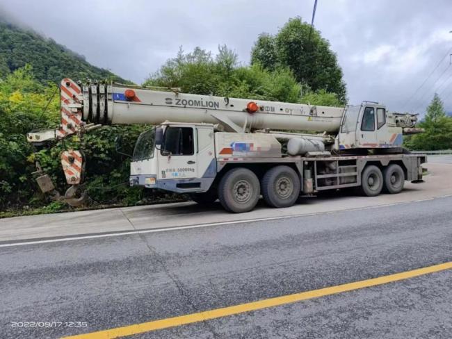 2013 Zoomlion 80V Good Mobile Crane 80t Truck Crane Used Hydraulic Crane for Sale at Very Low Price