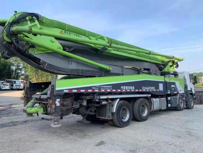 Used Concrete Pump Truck 2018 Zoomlion 56m Heavy Equipment
