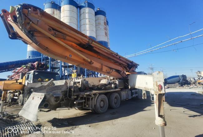 2014 Zoomlion 56m Concrete Boom Pump Cement Pump