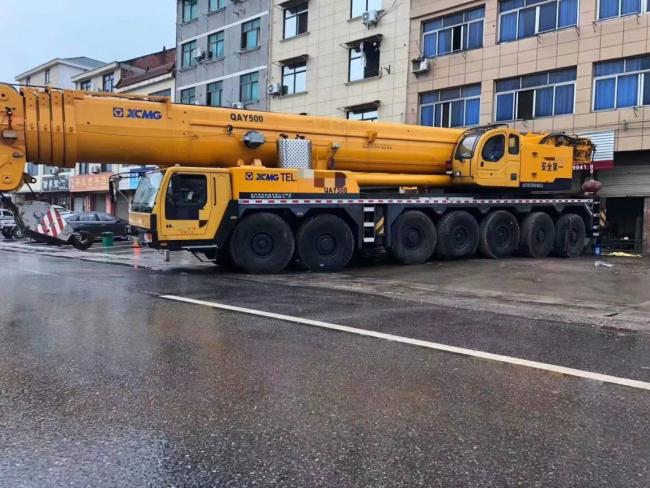 Good Original Quality with Stable Work China Qay 300t Truck Crane Mobile Crane Used Crane Construction Machine Sale at Good Price