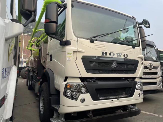 Renovated Zoomlion 47m Concrete Pump Truck Construction Machinery HOWO Chassis