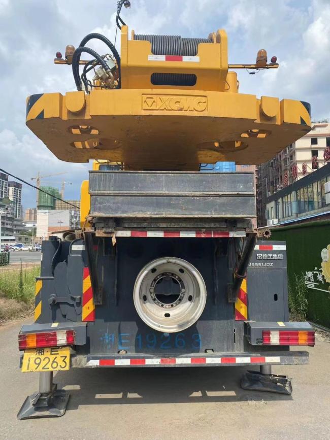 2021 China Top Brand Xg 130t Truck Crane Mobile Crane All Terrain Crane for Sale at Good Original Condition