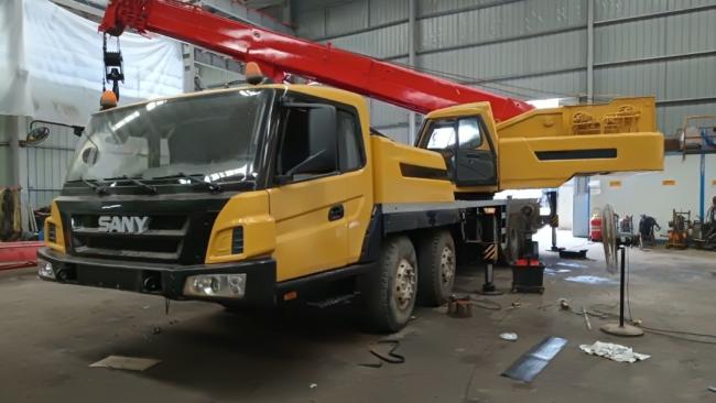 2011 Top Renovated Condition with Best New Paint 50t Mobile Crane Truck Crane Construction Machine for Sale at Good Price