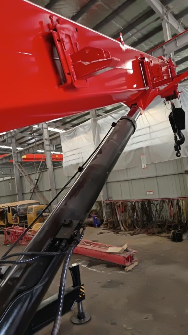 2011 Top Renovated Condition with Best New Paint 50t Mobile Crane Truck Crane Construction Machine for Sale at Good Price